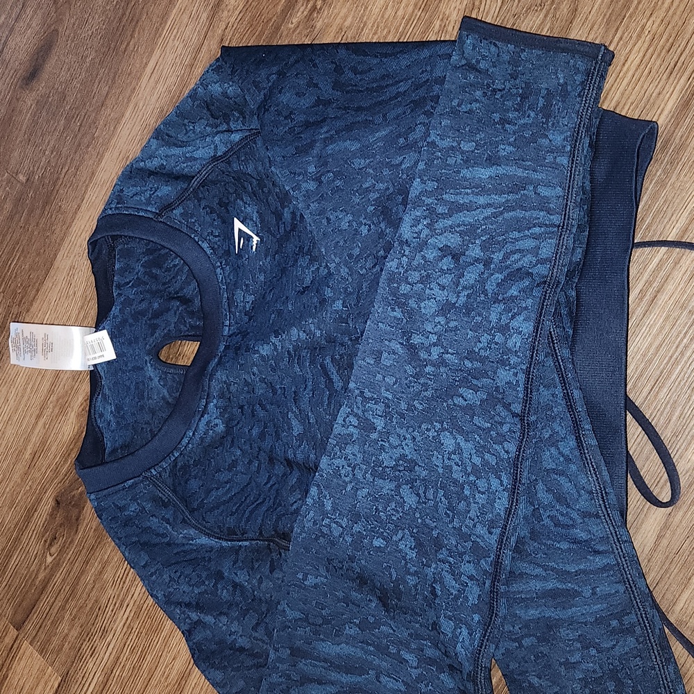 Gym shark shirt